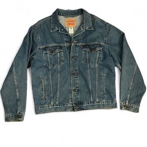 Vintage Levi's Denim Jacket Large Blue Trucker Made in USA 90s 70507-0389
